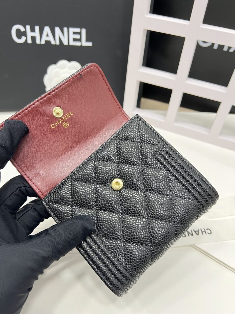 【シャネル】キャビアスキン 長財布 ココマーク金具 上品なブラックのレディースウォレット - 画像 7