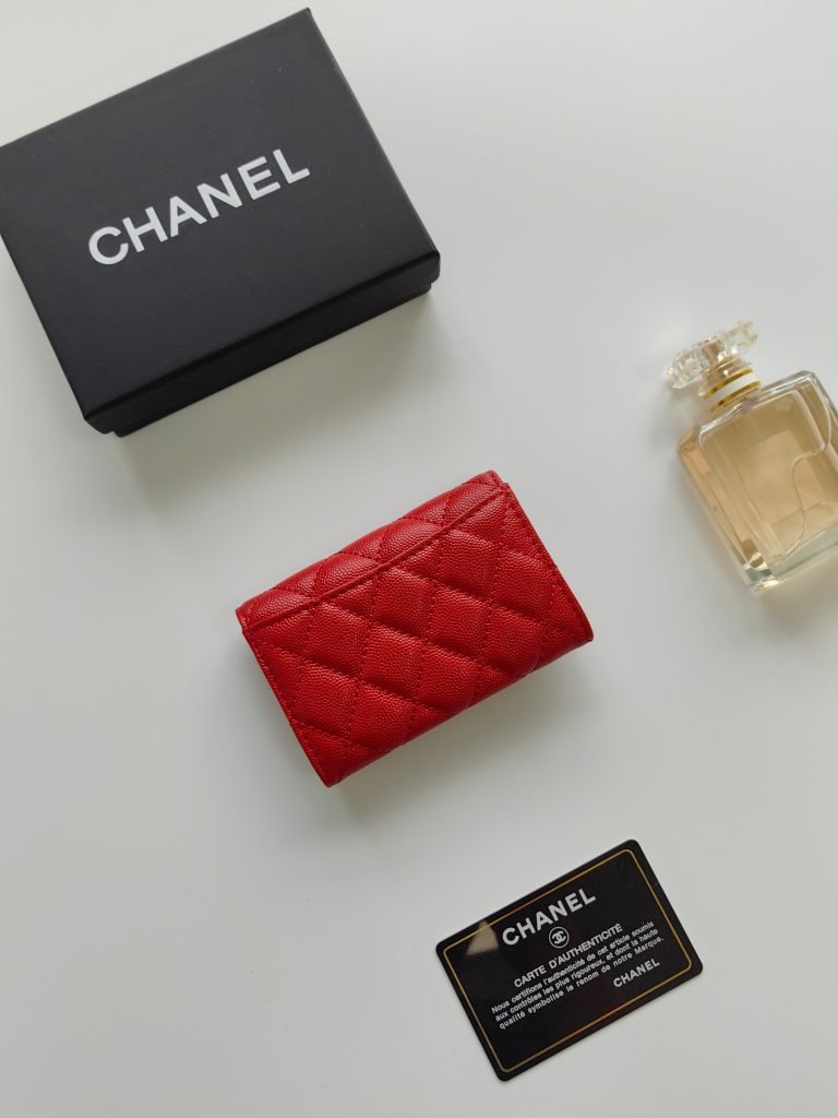 【シャネル】キャビアスキン 長財布 ココマーク金具 ブラック 上品で実用的なレディースウォレット - 画像 3