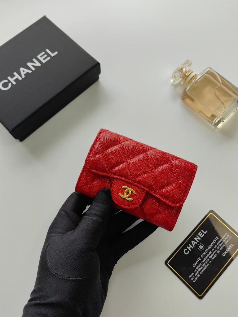 【シャネル】キャビアスキン 長財布 ココマーク金具 ブラック 上品で実用的なレディースウォレット - 画像 4