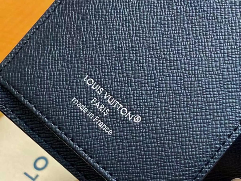 ルイヴィトン（LOUIS VUITTON） 長財布 モノグラム クラシックなデザイン 上質なレザー 上品で高級感のある逸品です - 画像 8