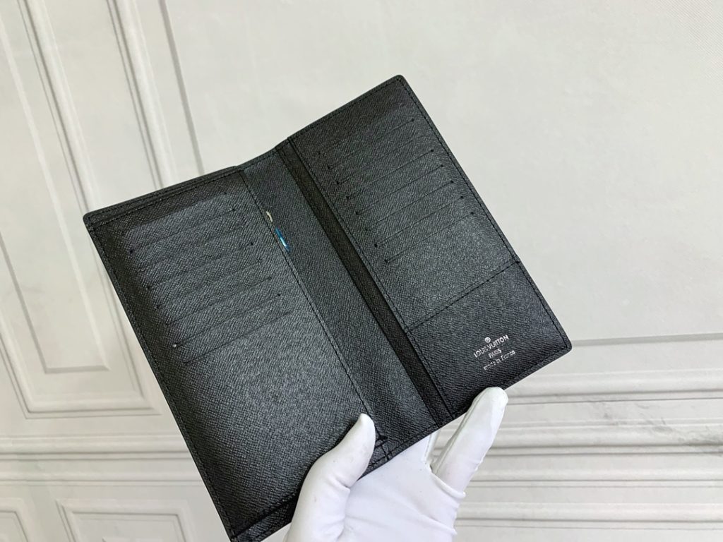 ルイヴィトン(LOUIS VUITTON) 長財布 モノグラム クラシックなデザイン 上質なレザー 上品で高級感あふれる逸品 - 画像 5