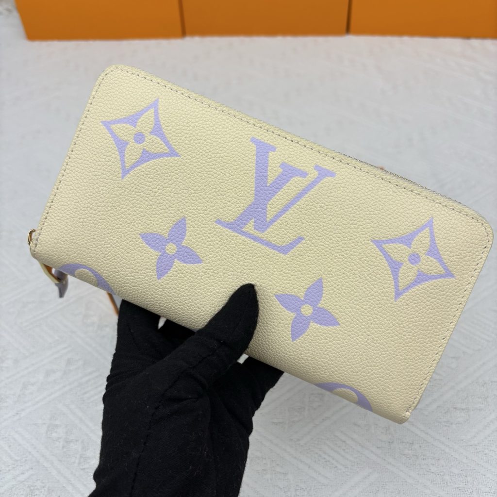 ルイヴィトン 長財布 モノグラム クラシックなデザイン 上質レザー 上品で高級感あふれる逸品です - 画像 2