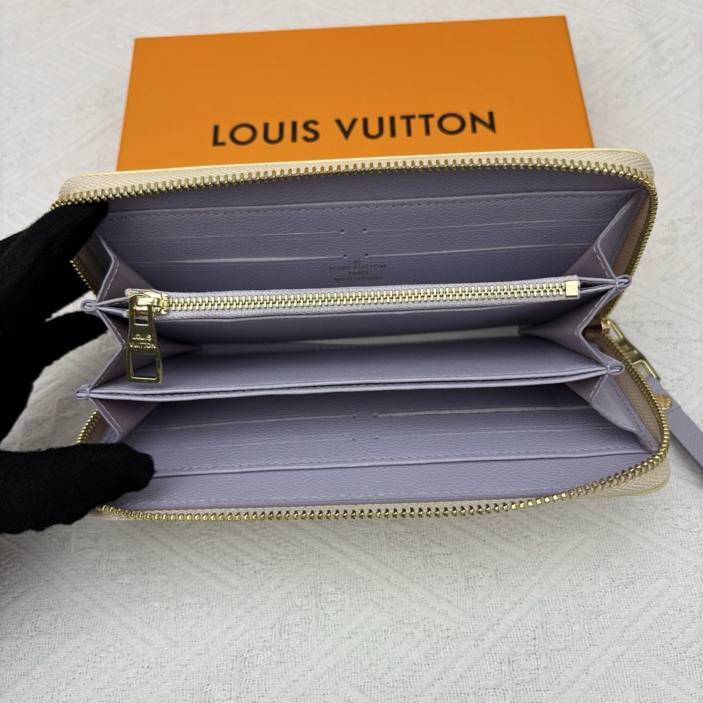 ルイヴィトン 長財布 モノグラム クラシックなデザイン 上質レザー 上品で高級感あふれる逸品です - 画像 6