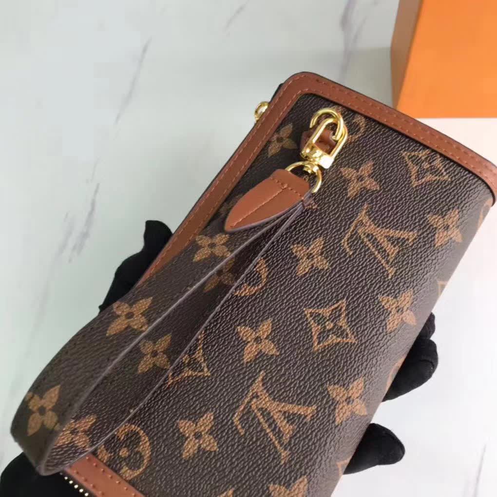 ルイヴィトン(LOUIS VUITTON) 長財布 モノグラム クラシックなデザイン 金具美品 上質な革製 上品で高級感あふれる逸品です - 画像 5