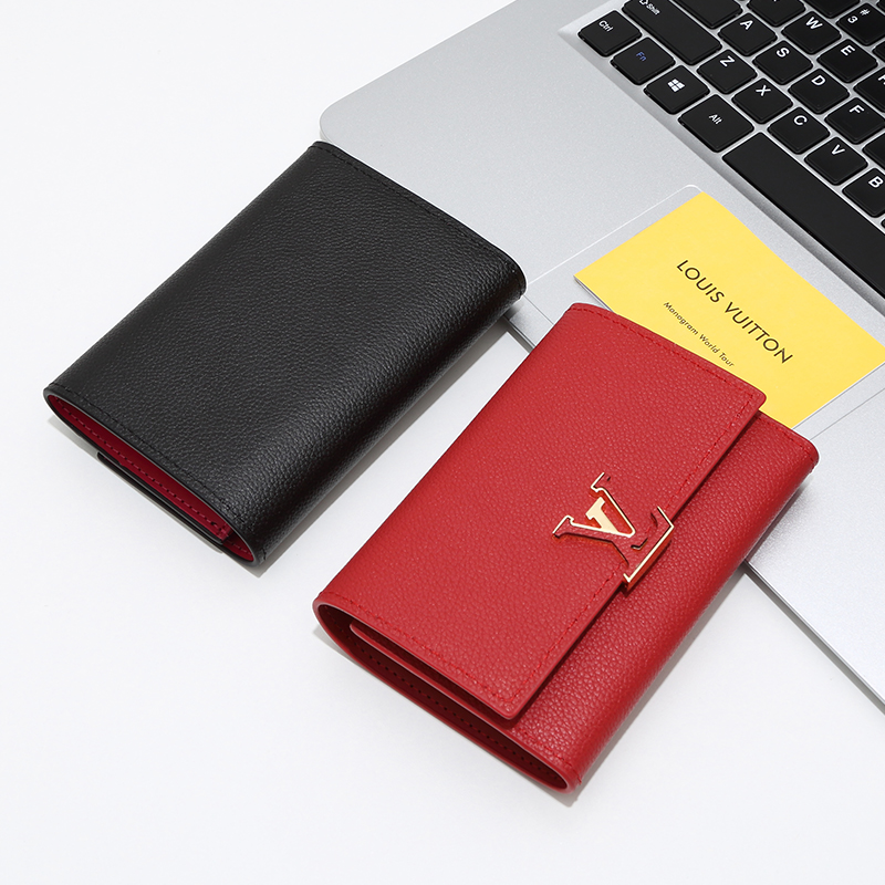 ルイヴィトン(LOUIS VUITTON) 長財布 モノグラム柄 クラシックなデザイン 金具も美しい 上品で高級感あふれる逸品です - 画像 2