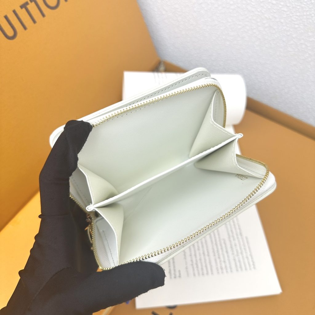 ルイ・ヴィトン モノグラムキャンバス 上品な長財布 レディースに人気の定番モデル - 画像 6