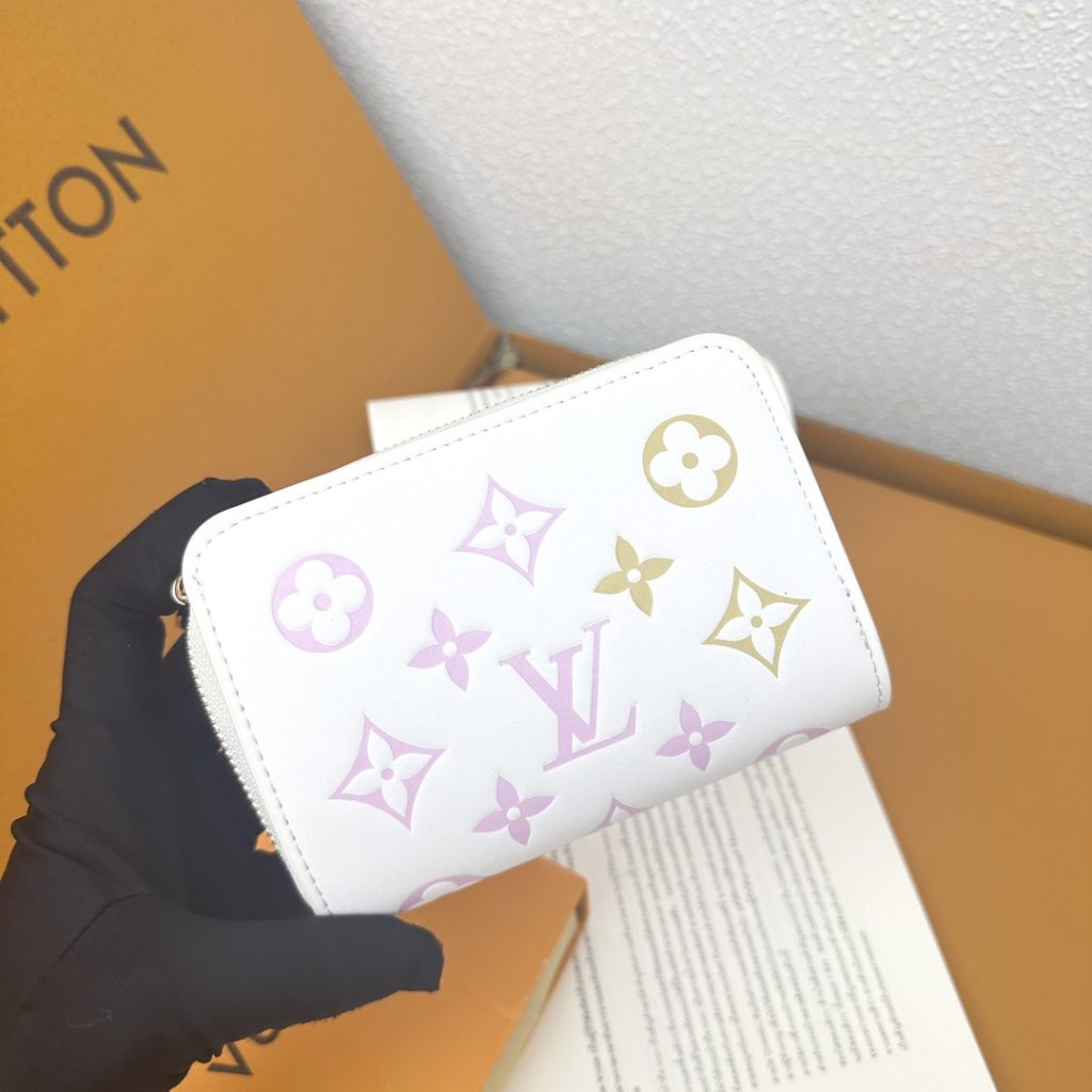 ルイ・ヴィトン モノグラムキャンバス 上品な長財布 レディースに人気の定番モデル - 画像 8