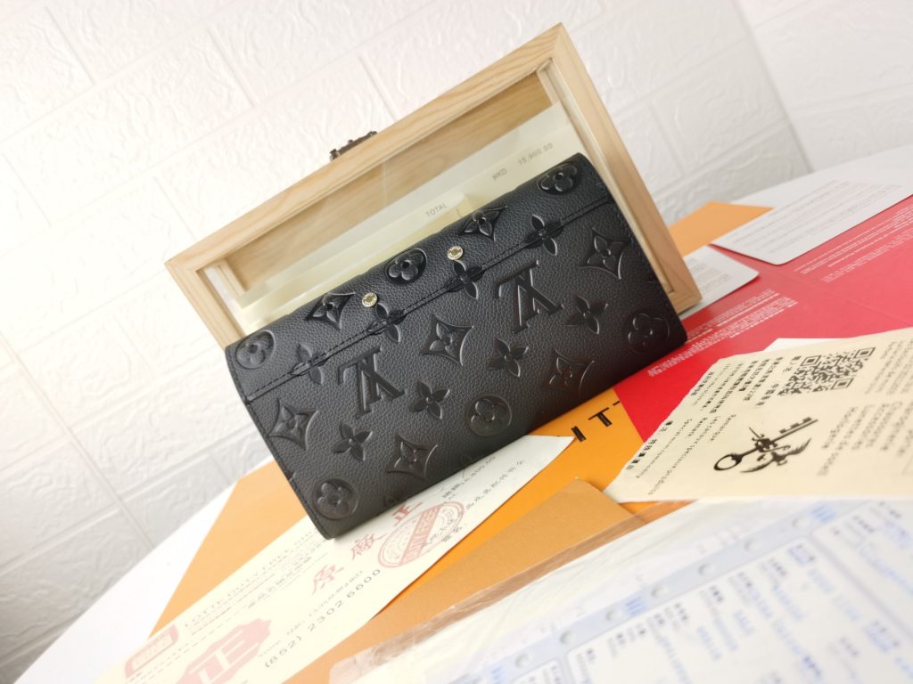 ルイ・ヴィトン モノグラムキャンバス 上品な長財布 レディース ギフトにおすすめの定番モデル - 画像 5