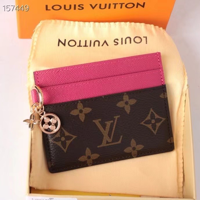 LOUIS VUITTONの財布を予算内で探す前に見るモノグラムのポイント