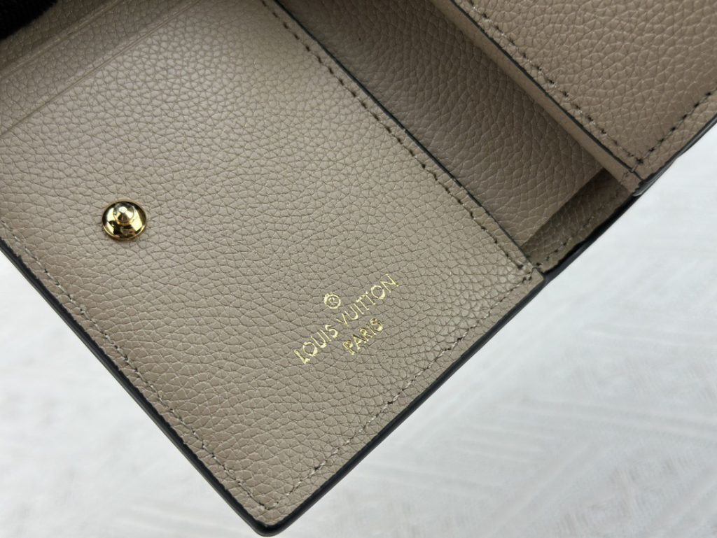ルイ・ヴィトン モノグラムキャンバス 上品な長財布 レディースへのギフトに最適な定番モデル - 画像 2