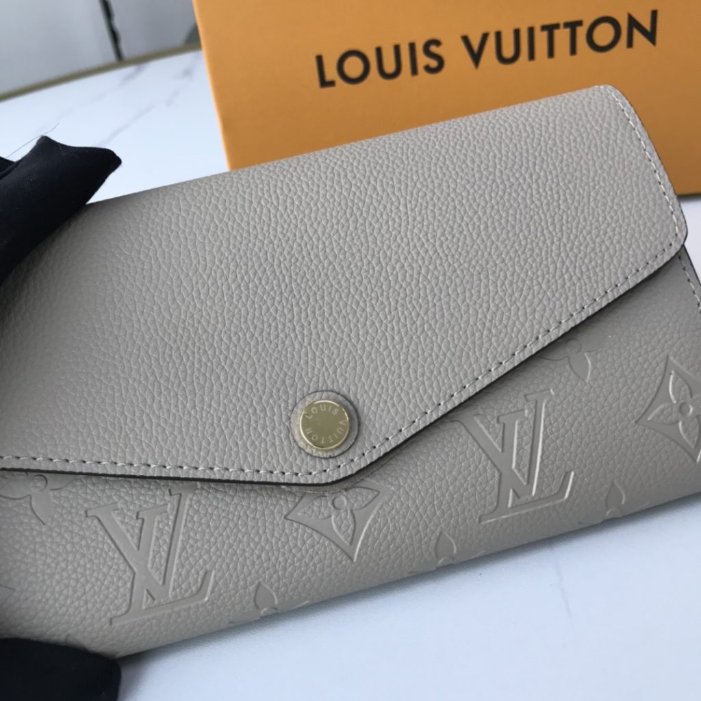 ルイ・ヴィトン モノグラムキャンバス 上品な長財布 レディースへのギフトに最適な定番モデル - 画像 5