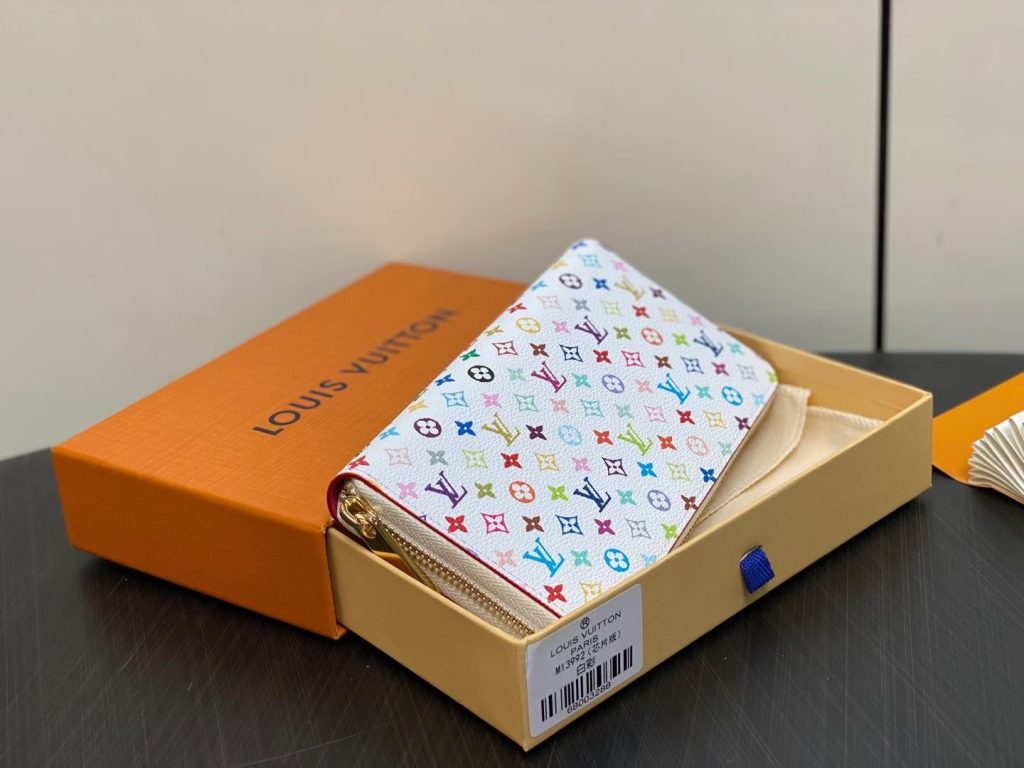 ルイ・ヴィトン モノグラムキャンバス 上品な長財布 レディースのギフトに最適な定番モデル - 画像 2