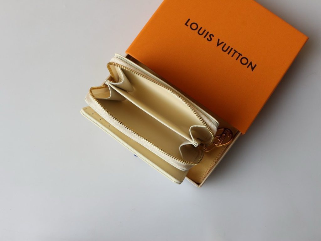 ルイ・ヴィトン モノグラムキャンバス 上品な長財布 ビジネスやギフトに最適な定番モデル - 画像 5