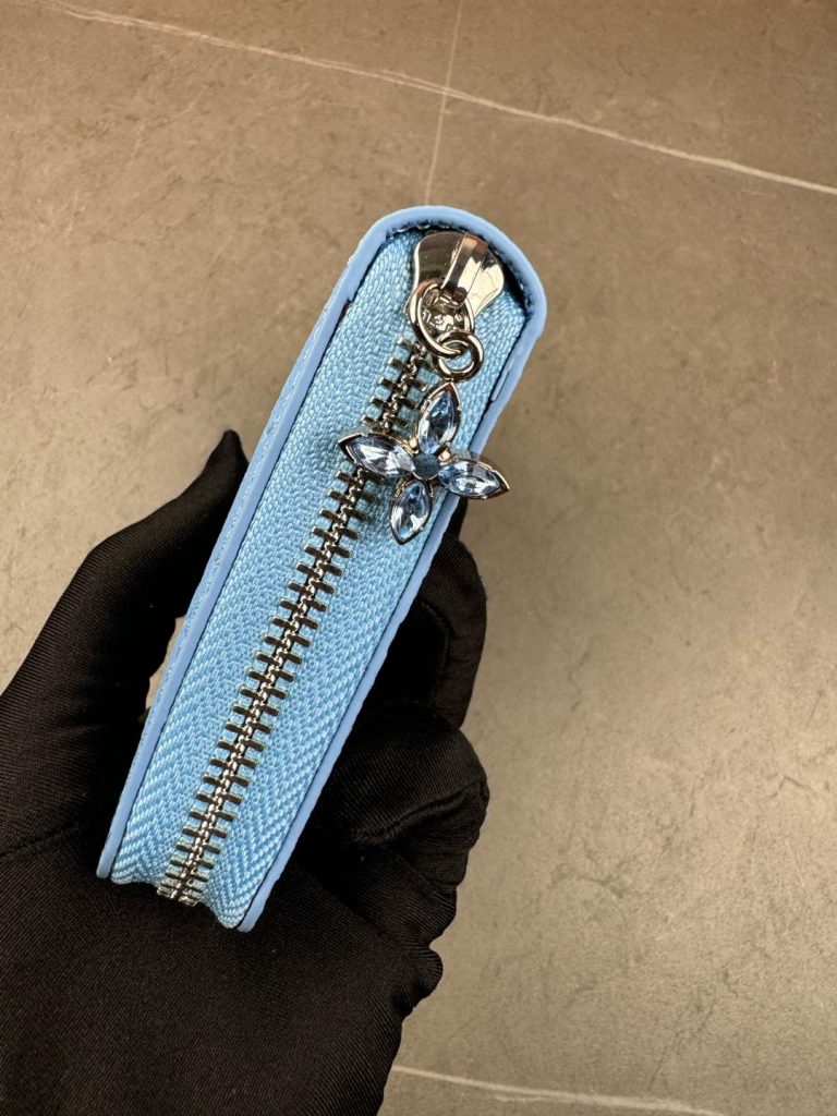 ルイ・ヴィトン モノグラムキャンバス 上品な長財布 レディース ギフトにも最適な定番モデル - 画像 5
