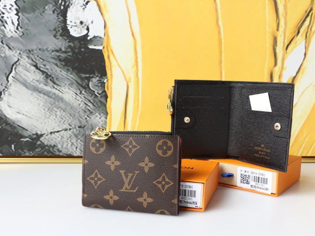 ルイ・ヴィトン モノグラムキャンバス 上品な長財布 財布・小物｜通勤の日に毎日に合わせるポイント