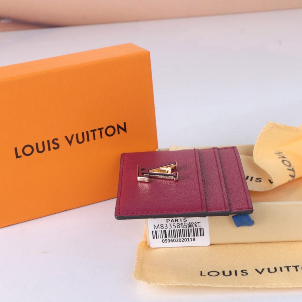 ルイ・ヴィトン モノグラムキャンバス 上品な長財布 ビジネスからフォーマルまで幅広くご利用いただけます - 画像 4