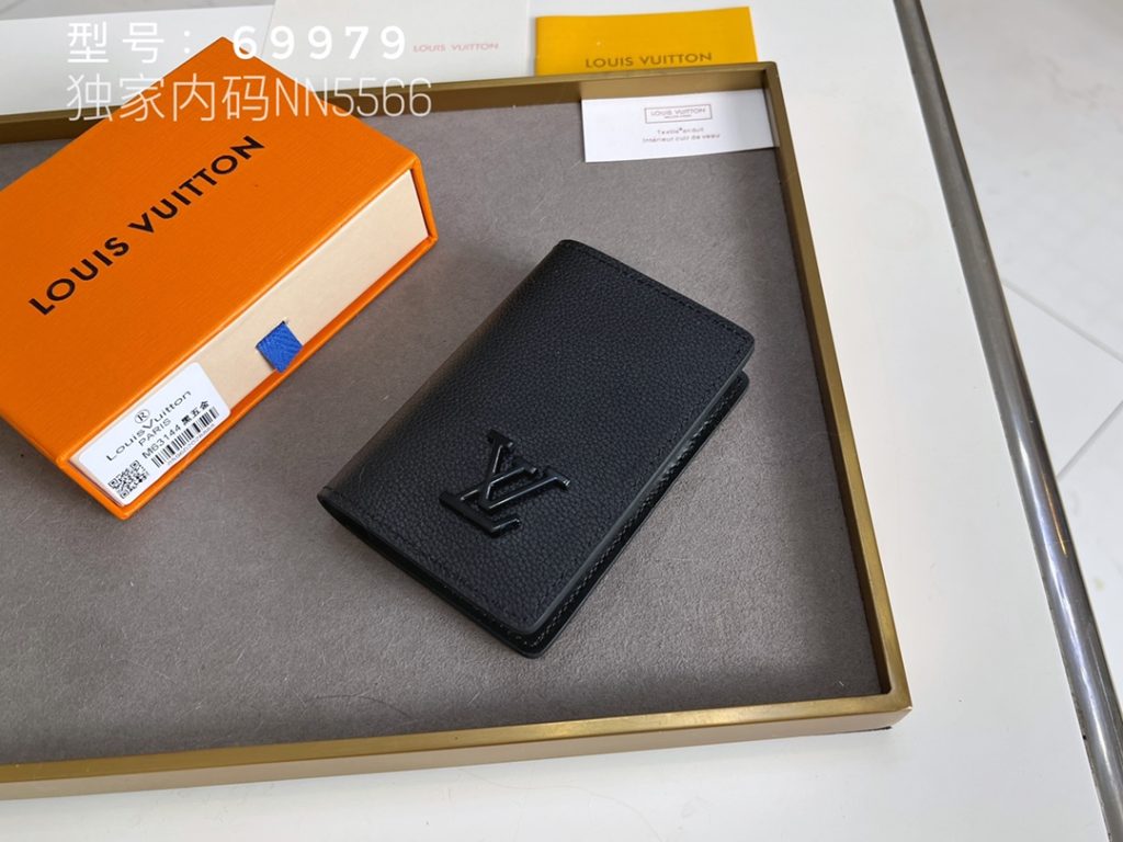 ルイ・ヴィトン モノグラムキャンバス 上品な長財布 レディース向け ギフトにも最適 - 画像 2