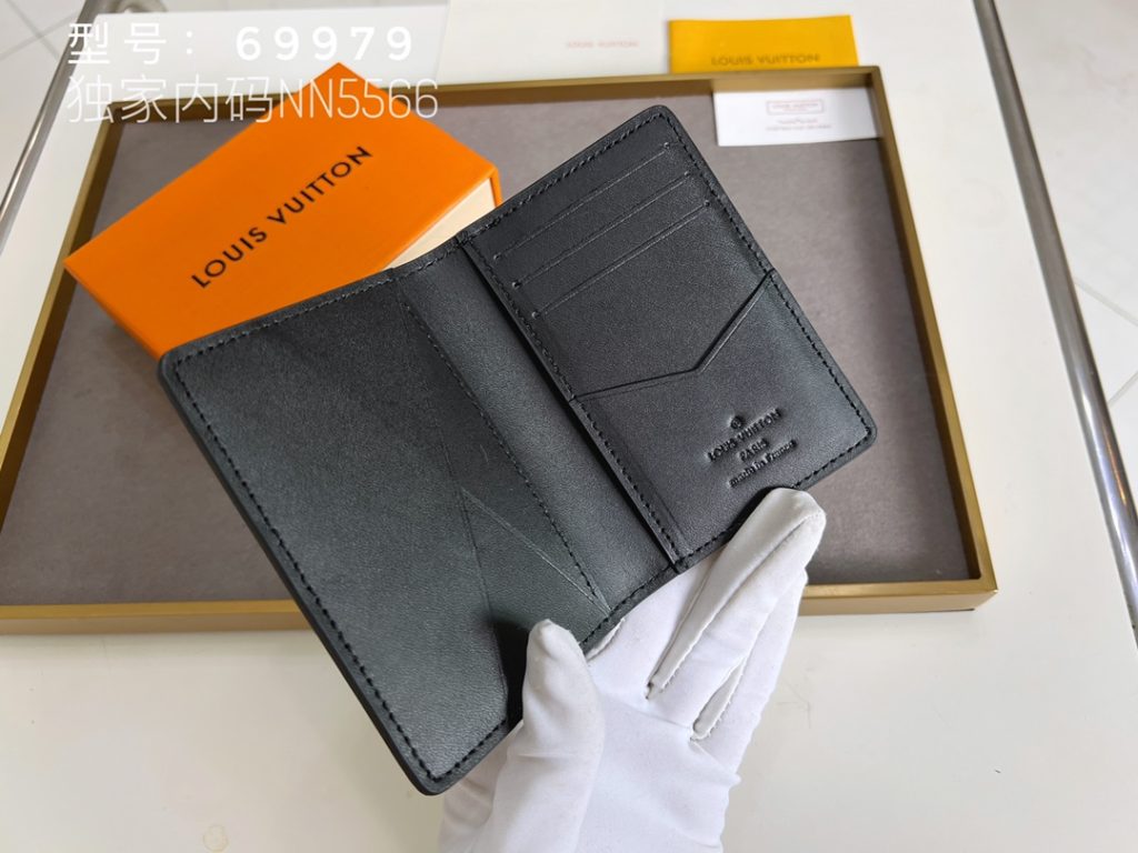 ルイ・ヴィトン モノグラムキャンバス 上品な長財布 レディース向け ギフトにも最適 - 画像 6