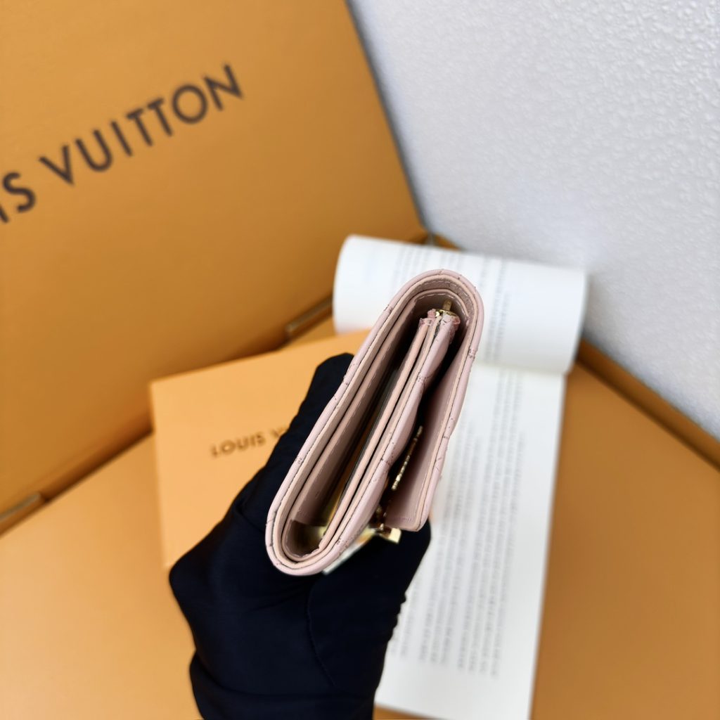 ルイ・ヴィトン モノグラムキャンバス 上品な長財布 レディース ギフトにも最適な定番モデル - 画像 7