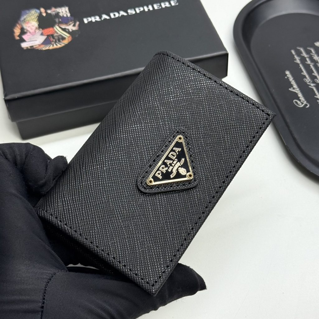 プラダ モノグラムキャンバス 上品な長財布 レディース ギフトにも最適な定番モデル - 画像 3