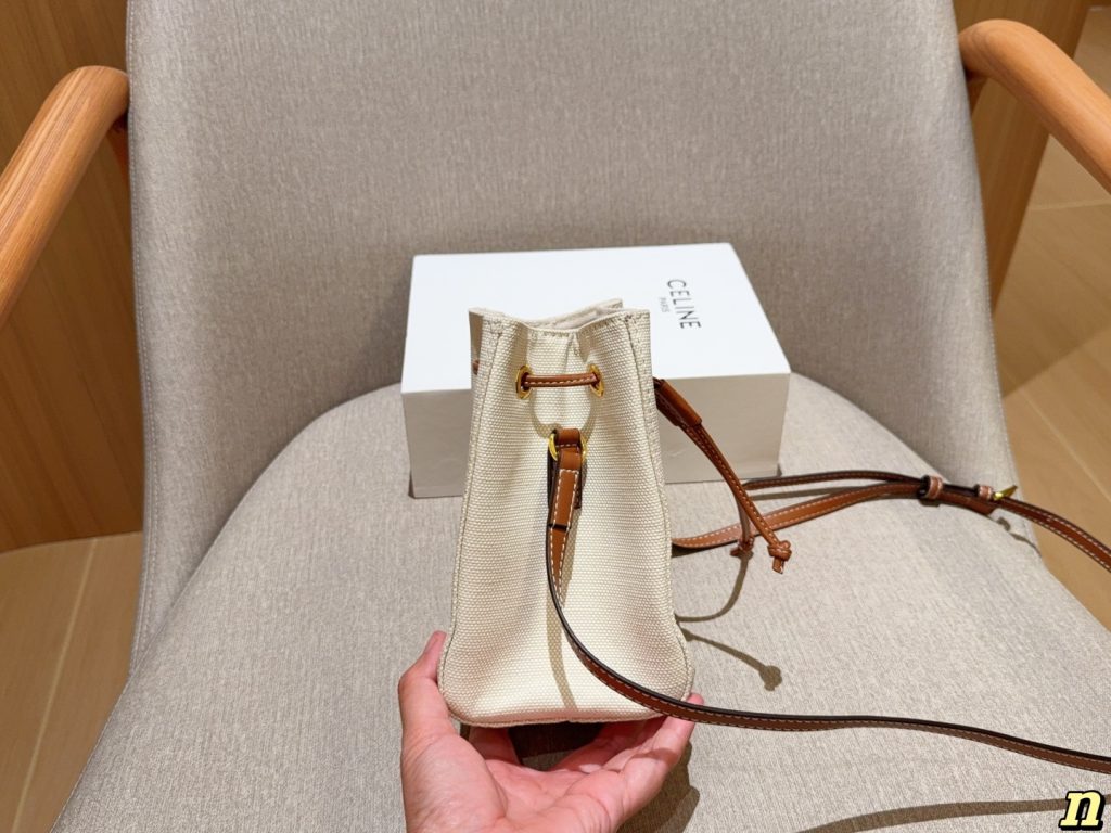 セリーヌ ショルダーバッグ エレガントで上質なレザー使用 レディース向け長く愛用できる定番モデル - 画像 5