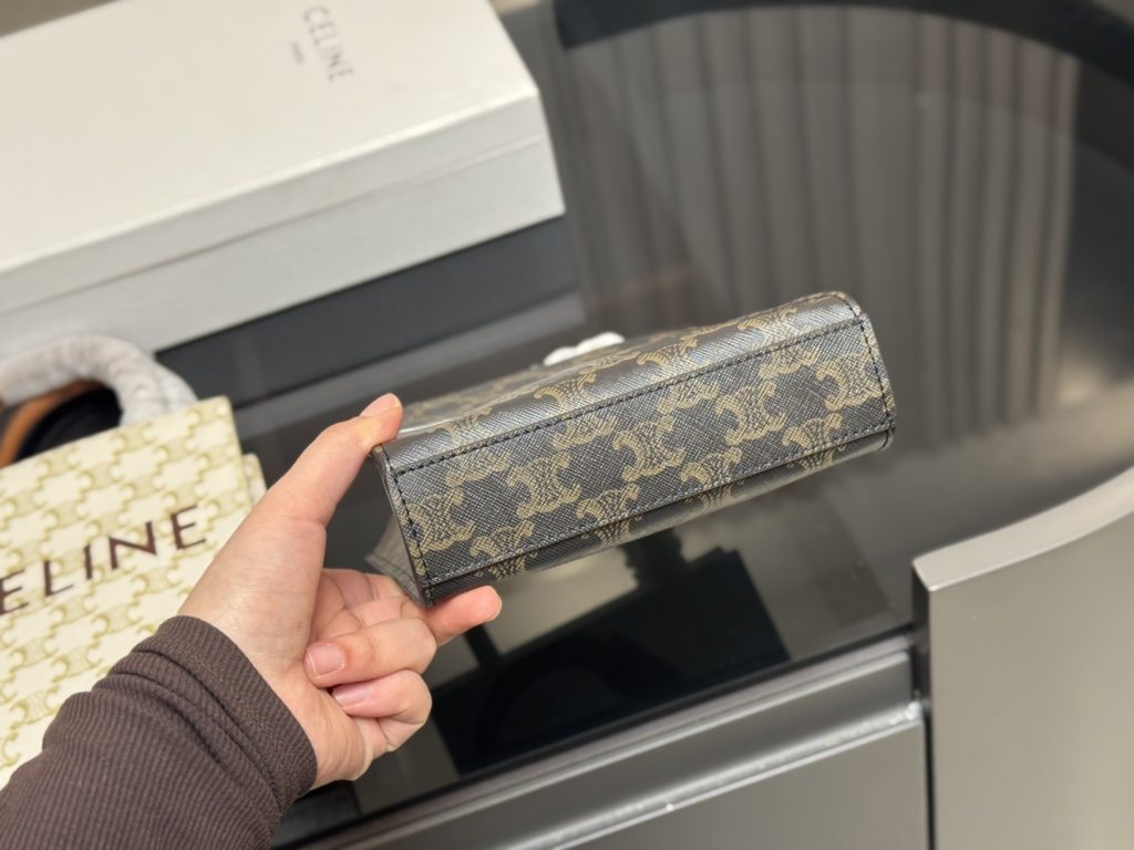 セリーヌ ショルダーバッグ 上質なレザーと洗練されたデザイン レディースに人気の定番モデル - 画像 8
