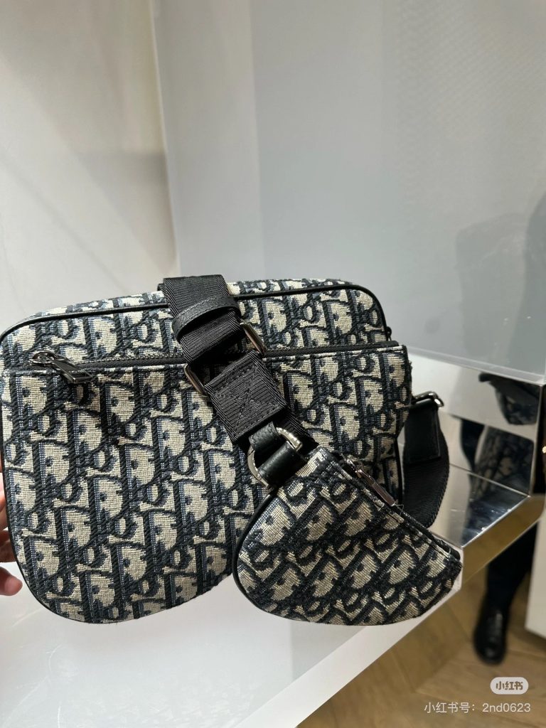 Diorディオール ショルダーバッグ モノグラムキャンバス 上品なデザイン レディース向け 長く愛用できる定番モデル - 画像 5