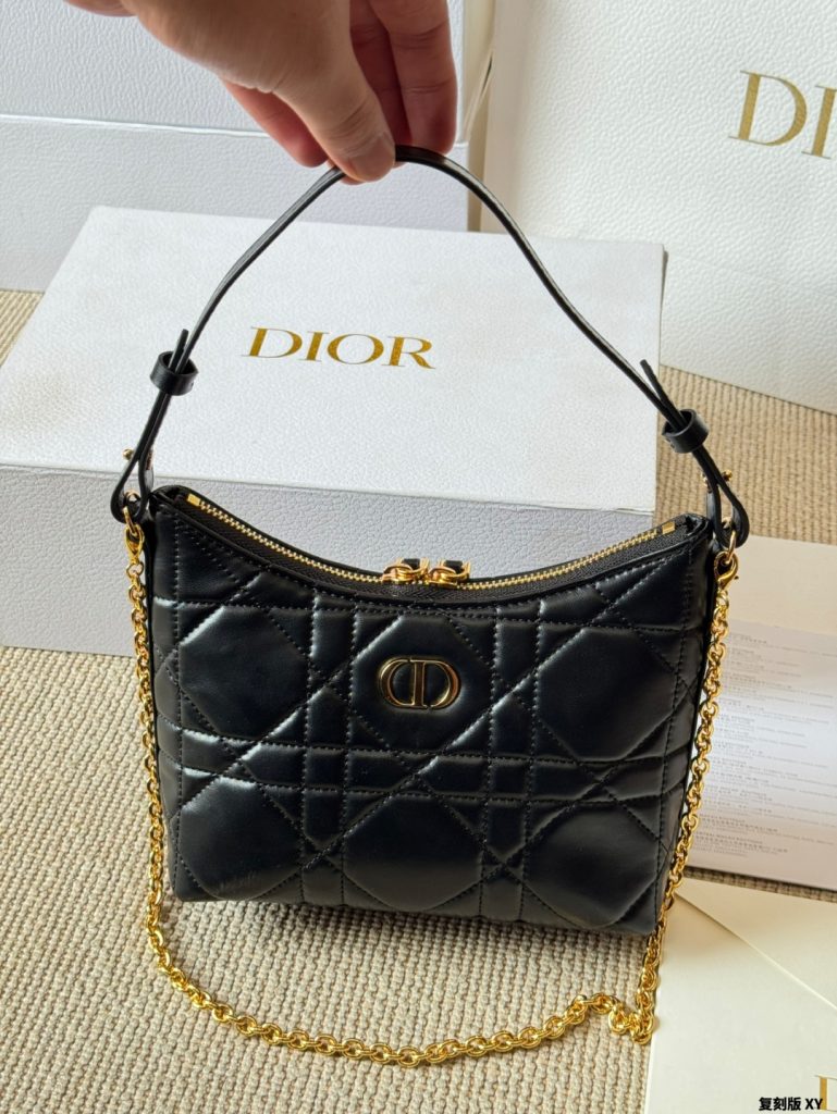 Diorディオール モノグラムキャンバス 上品なショルダーバッグ レディース向け 長く愛用できる定番モデル - 画像 6
