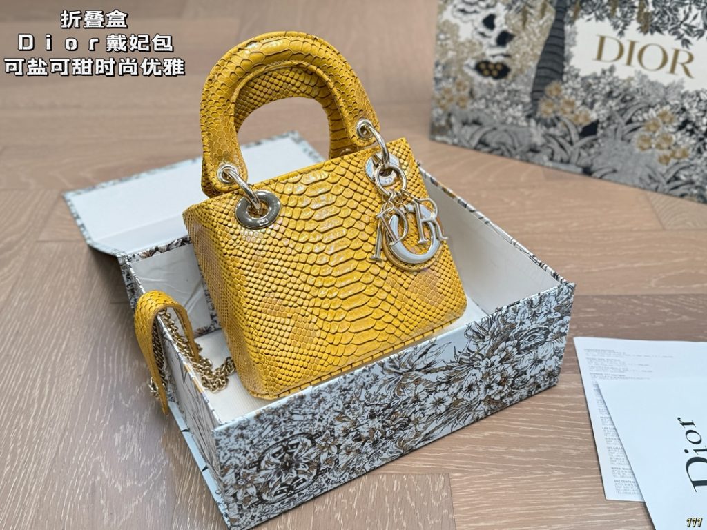 Diorディオール ショルダーバッグ 洗練されたモノグラムキャンバス 上品なブラック ギフトにも最適 - 画像 2