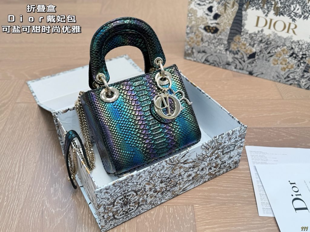 Diorディオール ショルダーバッグ 洗練されたモノグラムキャンバス 上品なブラック ギフトにも最適 - 画像 4