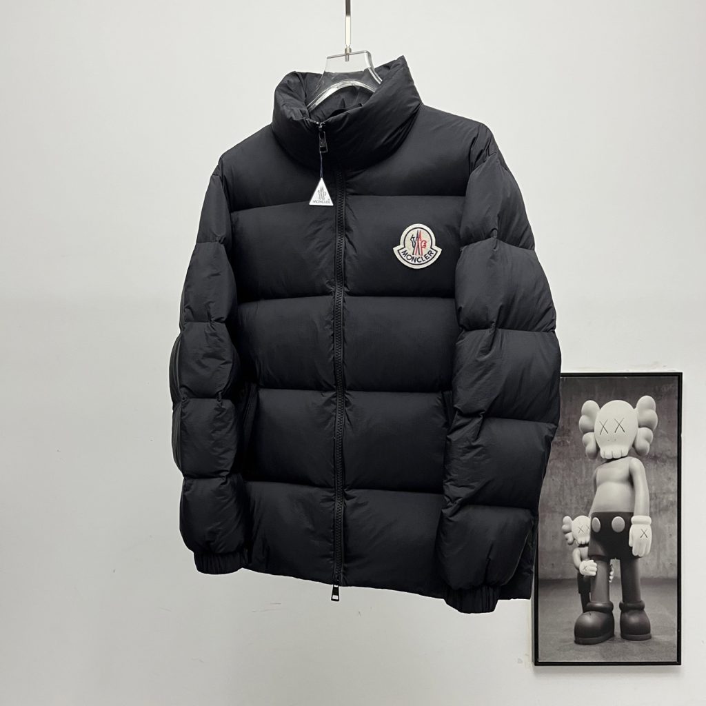 Monclerモンクレール メンズ パッカーパーカー 黒 1色入 - 画像 3