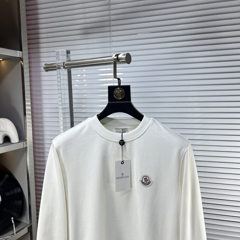 Monclerモンクレール メンズ ロゴスウェットシャツ 3色入 40-60字 - 画像 4