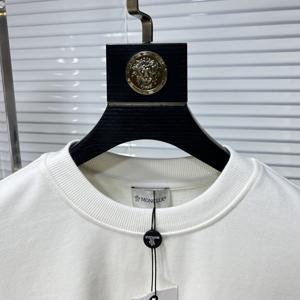 Monclerモンクレール メンズ ロゴスウェットシャツ 3色入 40-60字 - 画像 5