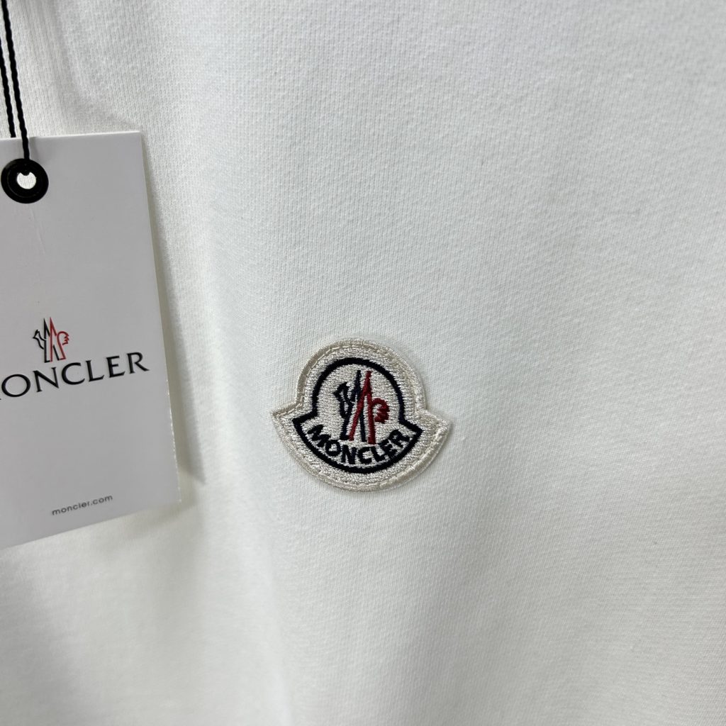Monclerモンクレール メンズ ロゴスウェットシャツ 3色入 40-60字 - 画像 7