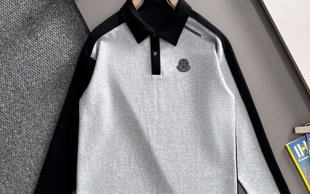 物価高でも選びやすいシャツ：MONCLERを自然に取り入れる