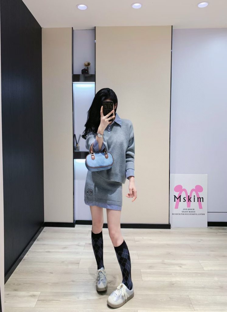 シャネル ニットワンピース レディース ブルー チェック柄 ポロネック 2点セット - 画像 6