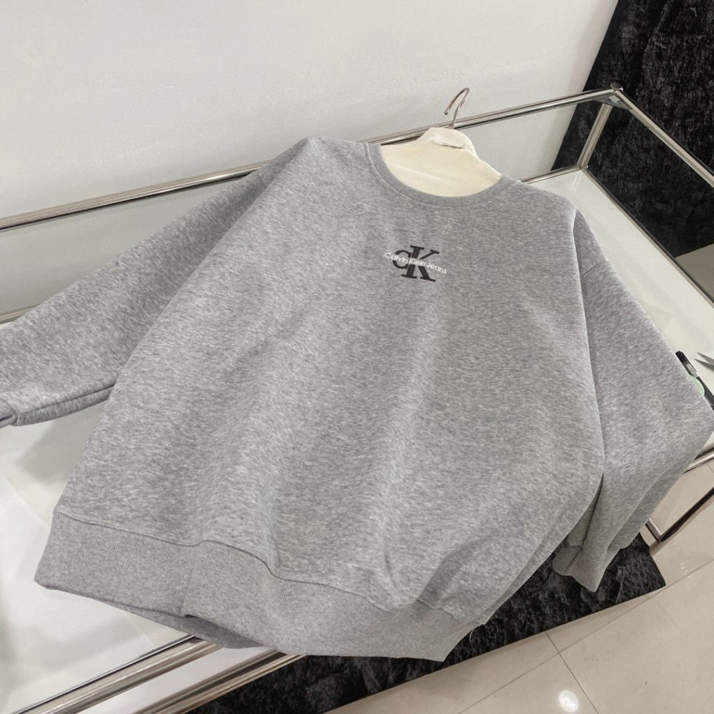 Louis Vuittonカルバンクライン オーバーサイズスウェットシャツ 7色入 9枚セット - 画像 8