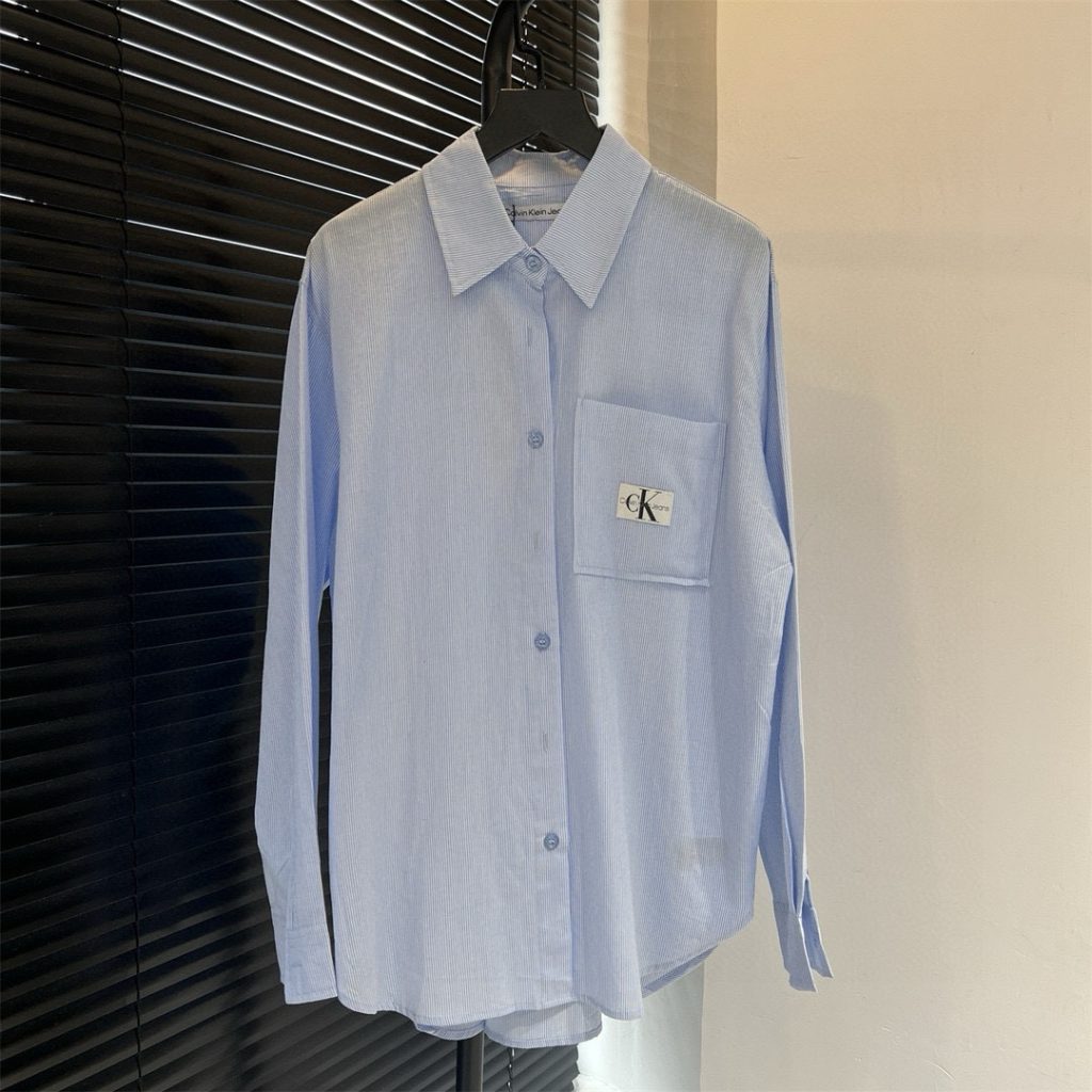 Louis Vuittonカルバンクライン レディース シャツ 2色 オーバーサイズ ロング丈 半袖 ロンT風 デイリーユース 長袖シャツ 2色入 - 画像 2