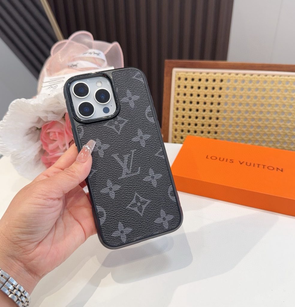 iPhoneケースルイヴィトン風 スマホケース 2色入 🌸 - 画像 3