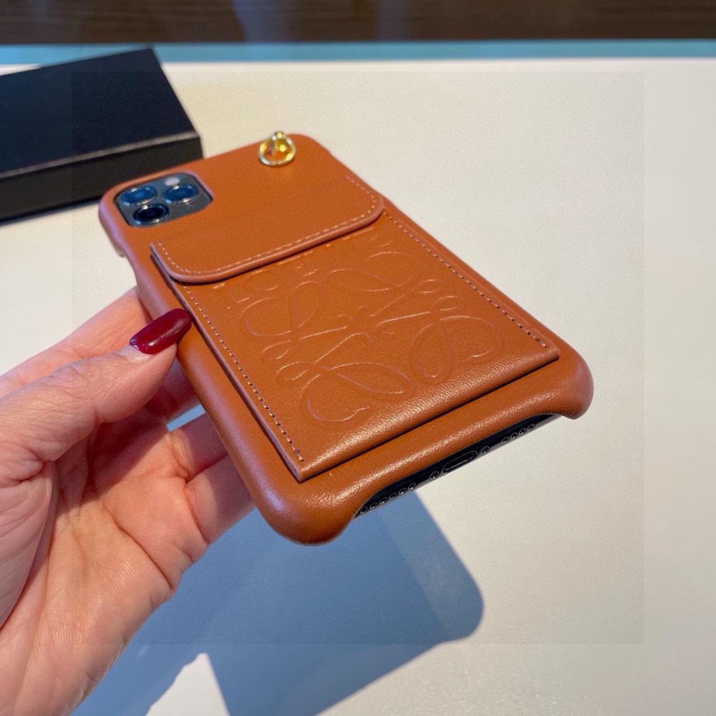 iPhoneケースロエベ iPhoneケース カード収納 レザー ストラップ付き 🌸 - 画像 7