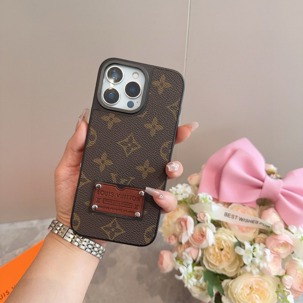 iPhoneケースLoft クラシック モノグラム マトラッセ 手帳型 スマホケース 2色入 🌸 - 画像 2
