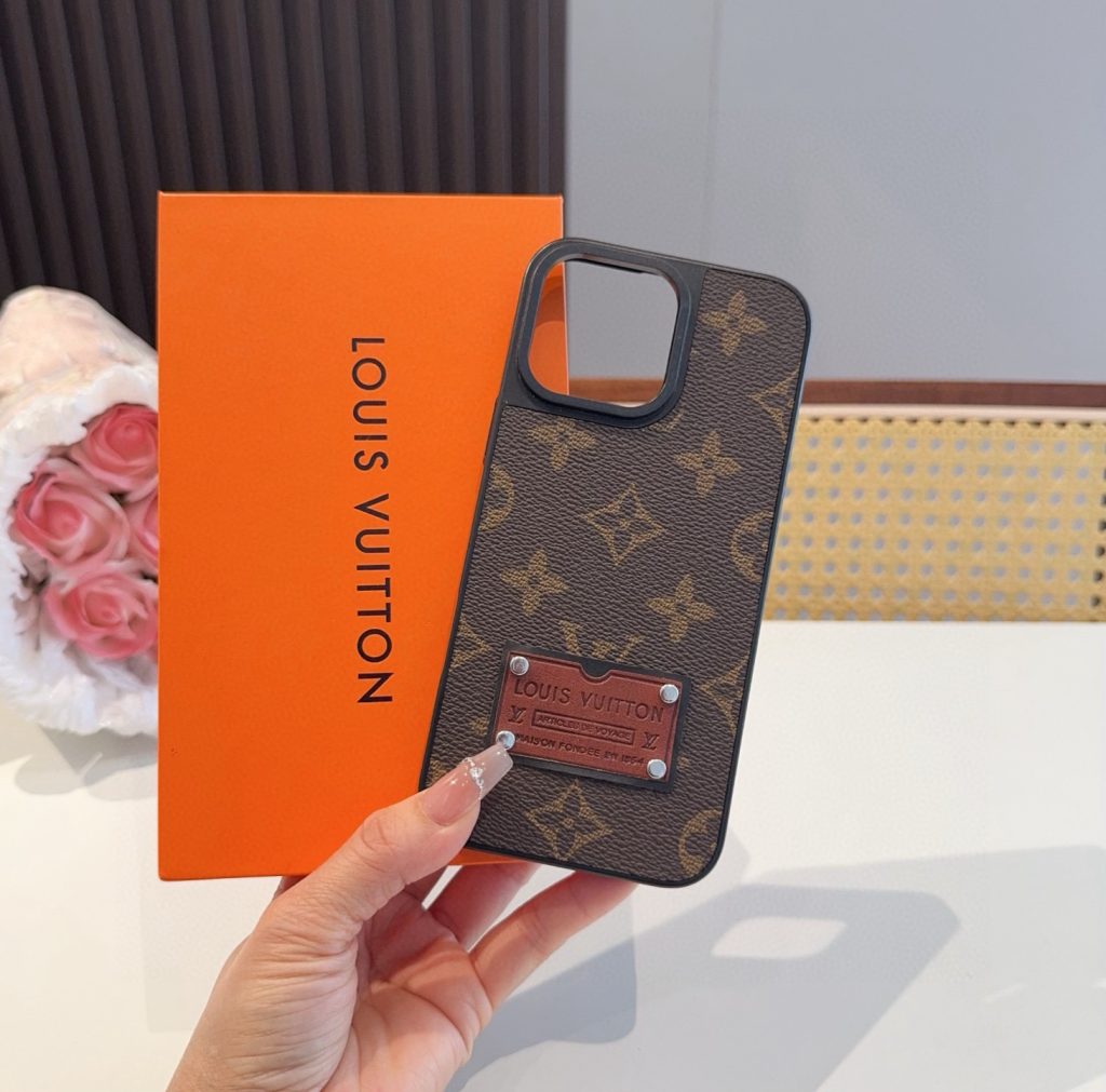 iPhoneケースLoft クラシック モノグラム マトラッセ 手帳型 スマホケース 2色入 🌸 - 画像 3