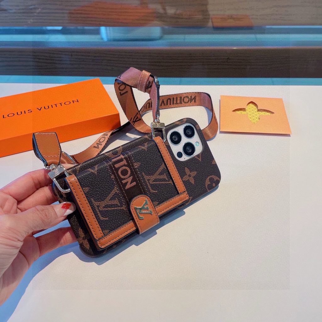 iPhoneケースLouis Vuitton モノグラムiPhoneケース 財布型 ストラップ付き 3色入 🌟 - 画像 2