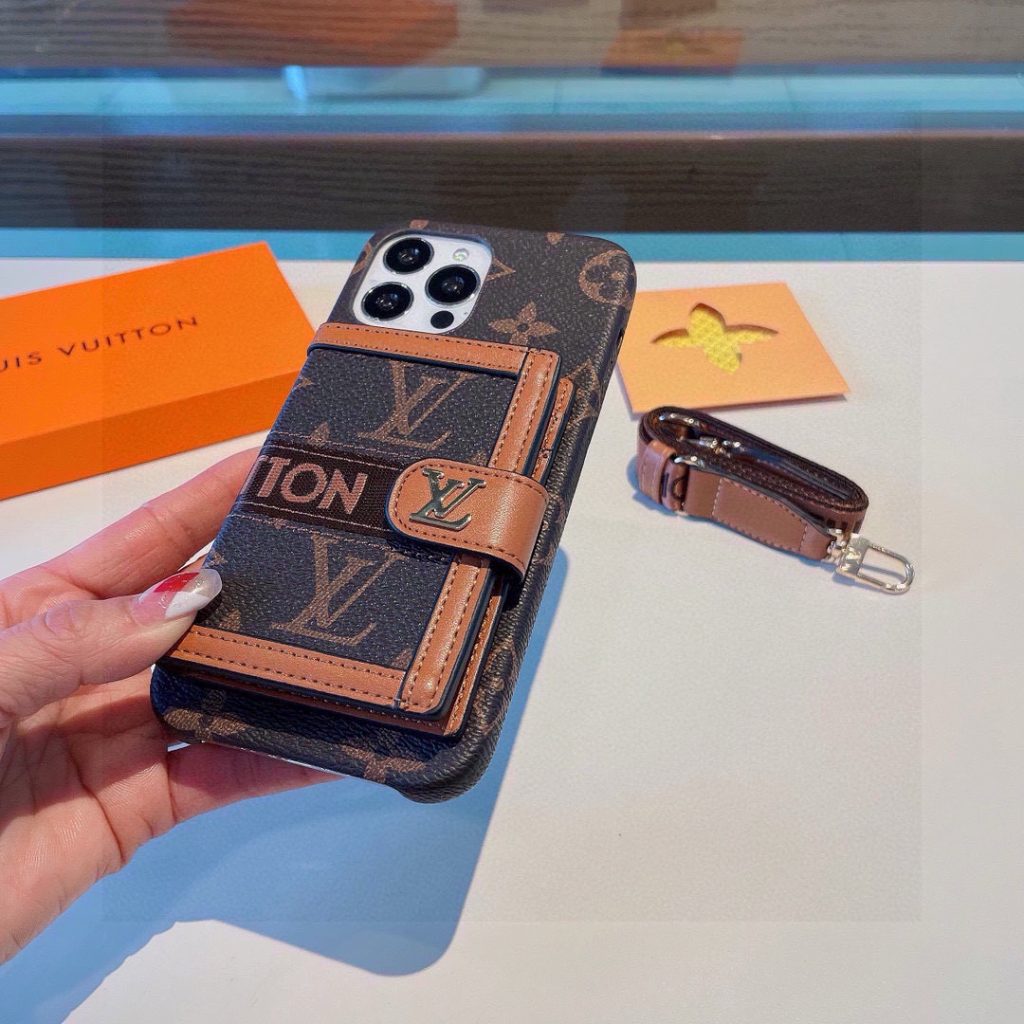 iPhoneケースLouis Vuitton モノグラムiPhoneケース 財布型 ストラップ付き 3色入 🌟 - 画像 4