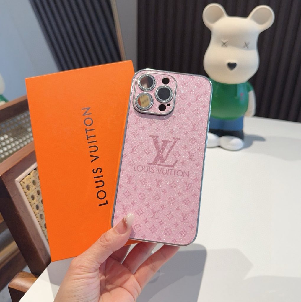 iPhoneケースルイヴィトン風 シャイニーラメ ファッションスマホケース 2色入 💖 - 画像 2