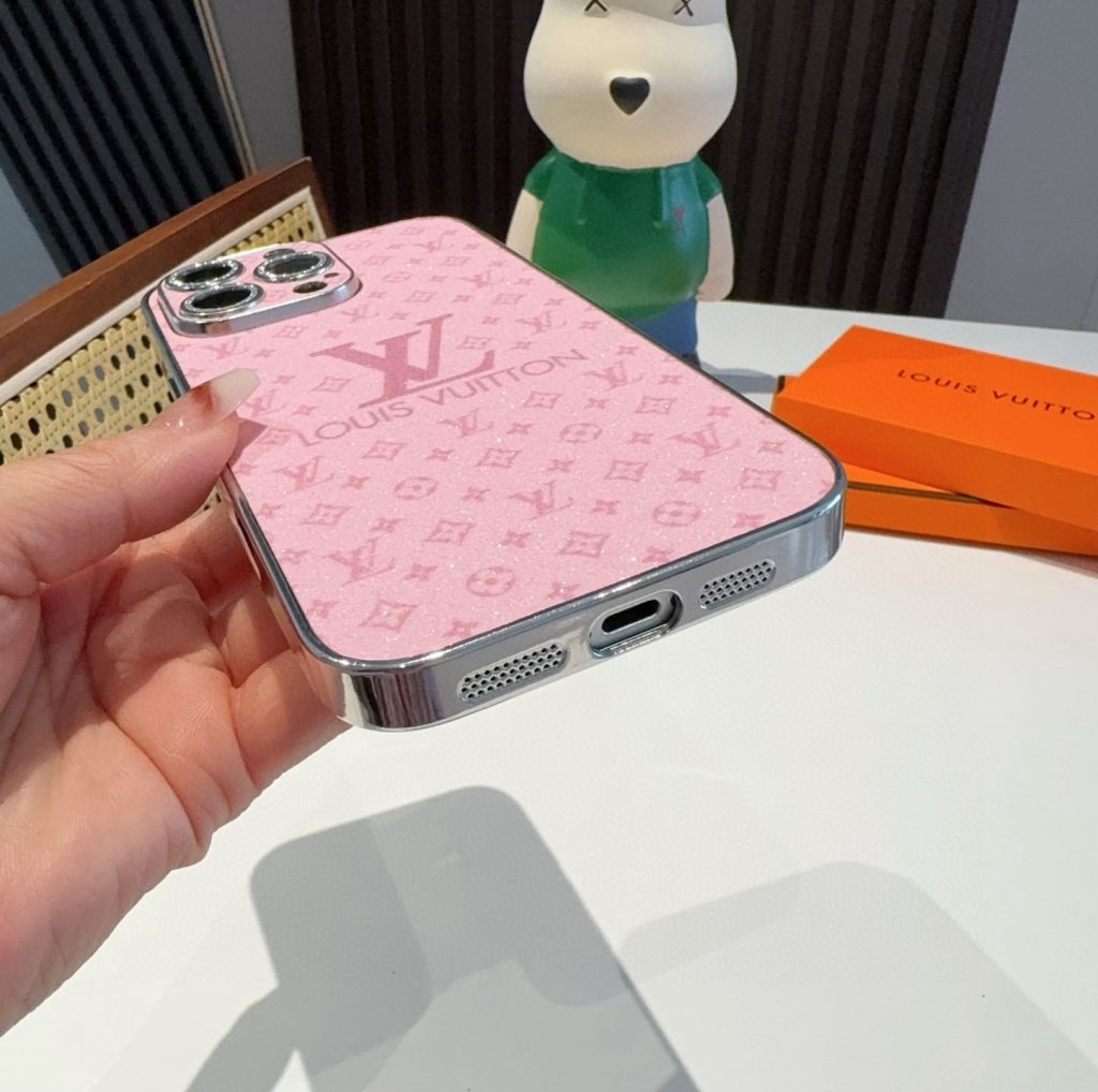 iPhoneケースルイヴィトン風 シャイニーラメ ファッションスマホケース 2色入 💖 - 画像 6