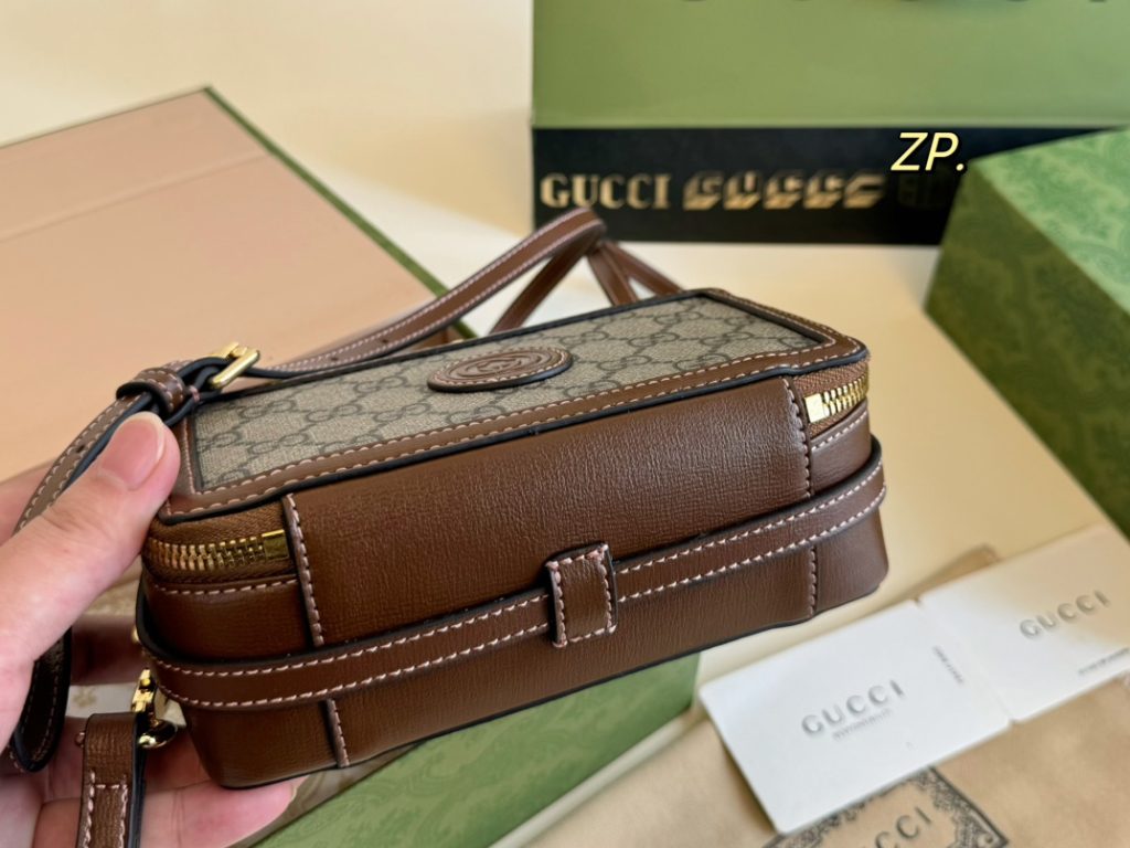 GUCCI ミニボストンバッグ グリーン×ブラウン 2色入 🎩 - 画像 4