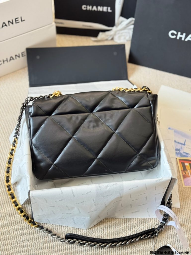 シャネル 19bag レディース ブラック 30cm シルバーファスナー 1色 - 画像 8