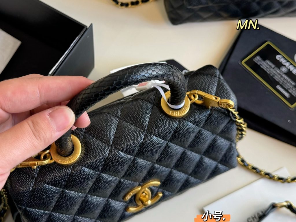 エレガントな CHANEL シャネル ファッション レザー ポーチ 1色入 🖤 - 画像 5