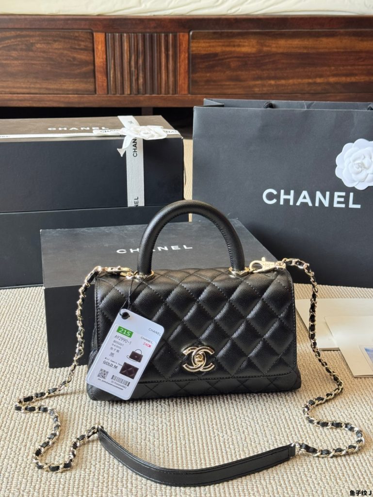 CHANEL ボストンバッグ ブラック 金具 ポシェット 2点セット 🖤✨ - 画像 2